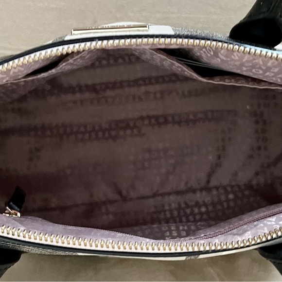 Kate Spade - Picture 4 of 4